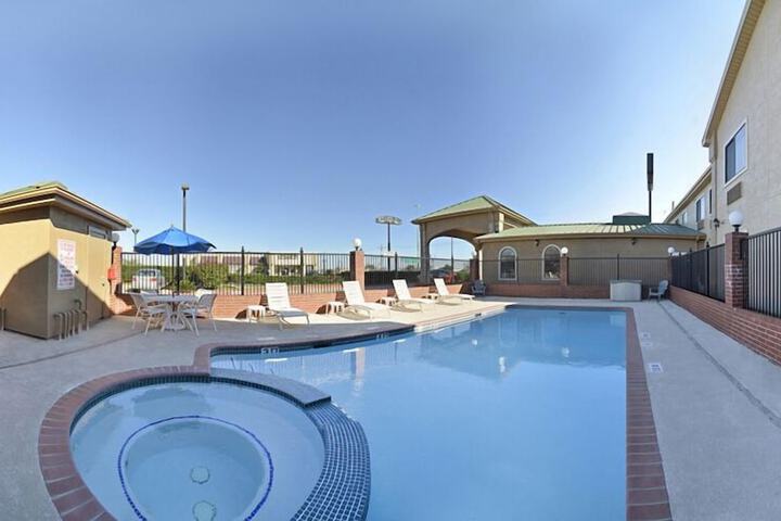 Pool 7 of 48