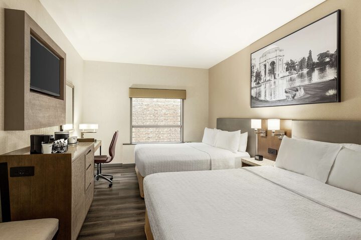 Room 70 of 129