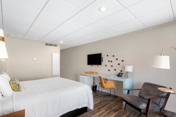 Room 191 of 250
