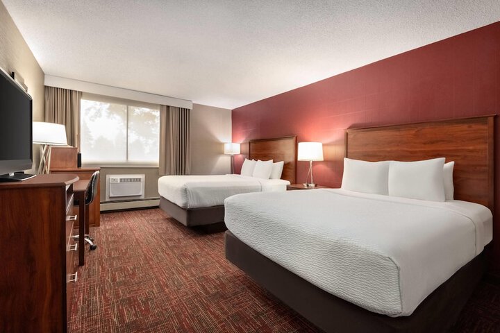 Ramada by Wyndham Grand Forks