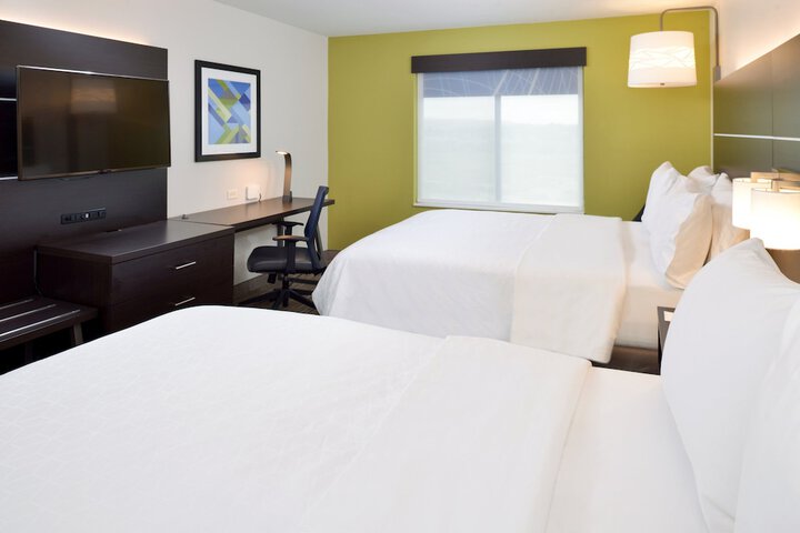 Room 32 of 54