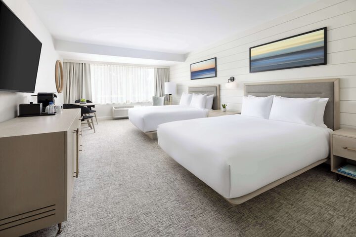 The Pell - Part of JdV by Hyatt