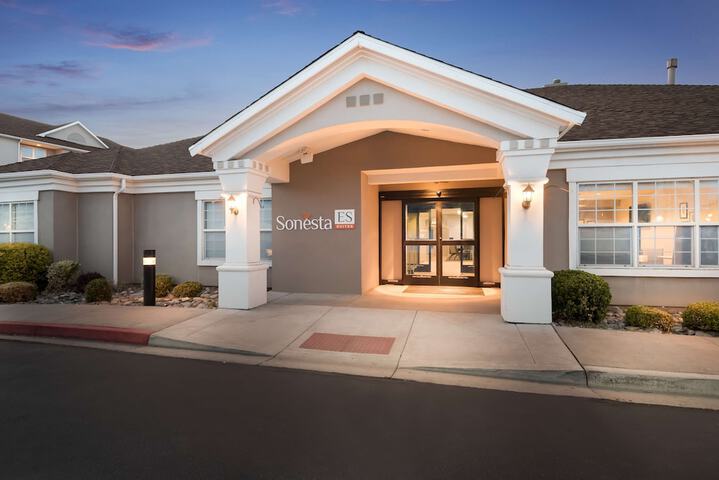 Hotel 3 of 45