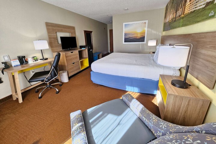 Room 7 of 17