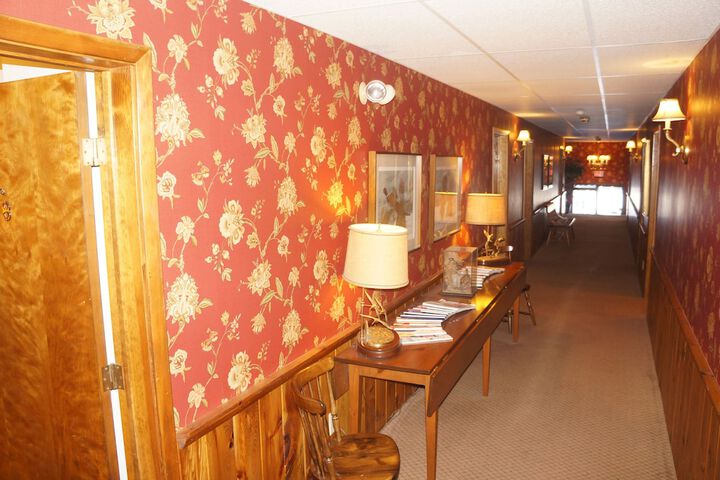 Greenbrier Inn