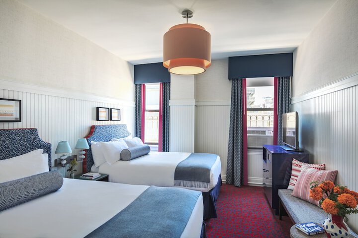 Room 29 of 77