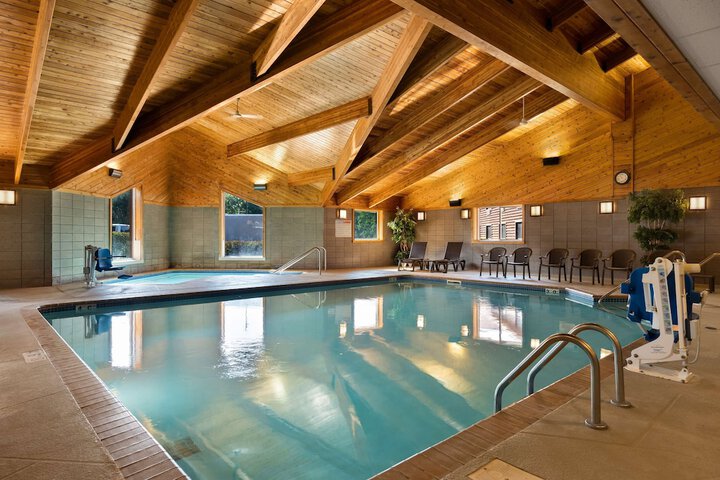 Pool 4 of 31