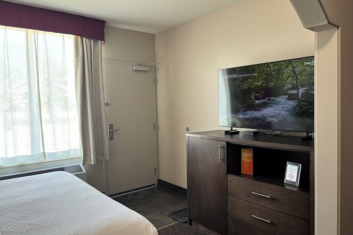 Room 41 of 65