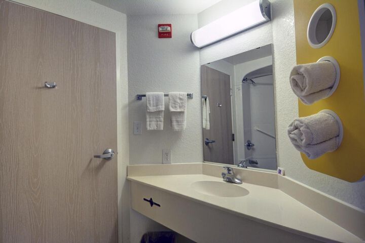 Room 9 of 45