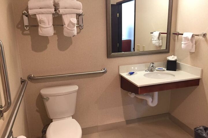 Room 15 of 26