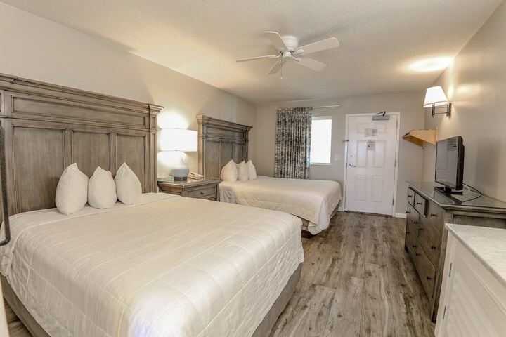 Room 16 of 24