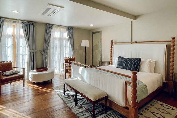 Zane Grey Pueblo Hotel
