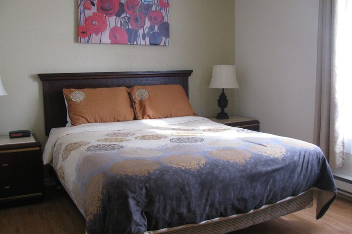 Room 25 of 37