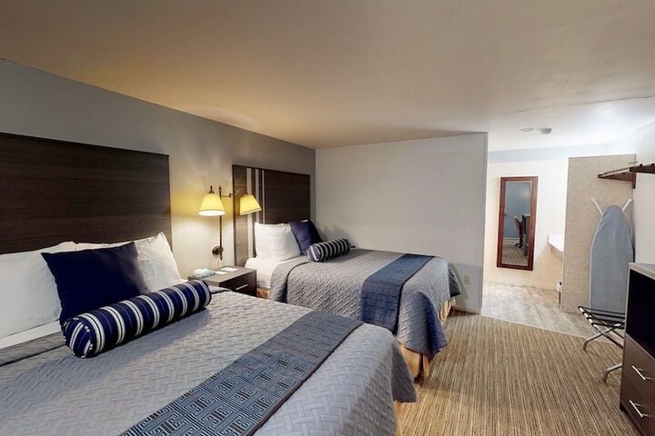 Room 16 of 42