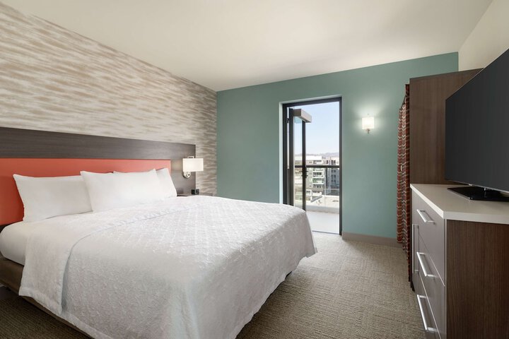 Room 21 of 44