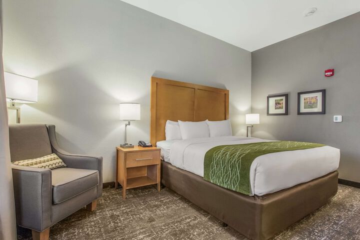 Room 21 of 40