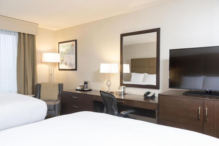Doubletree by Hilton Pleasant Prairie Kenosha