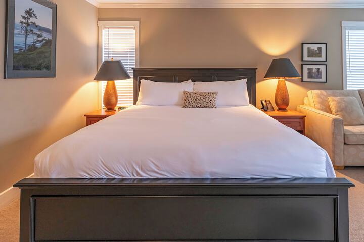 Cannon Beach Hotel Collection