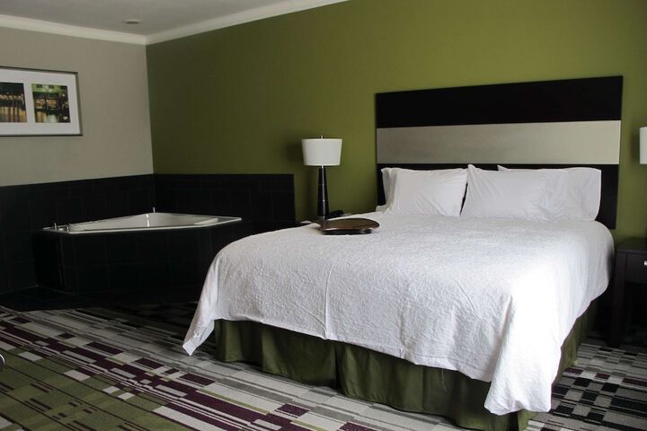 Room 27 of 45