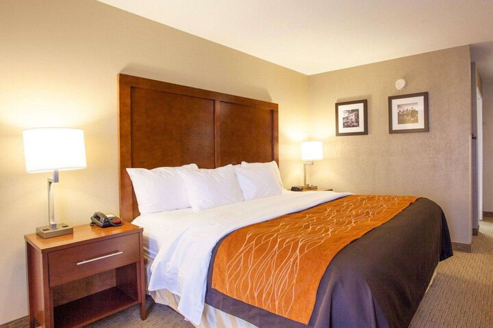 Room 5 of 28