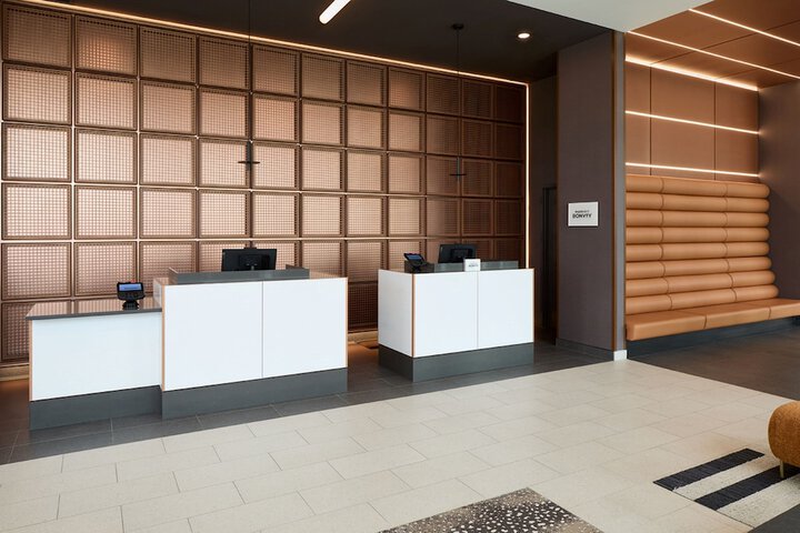 Courtyard by Marriott Montreal Laval