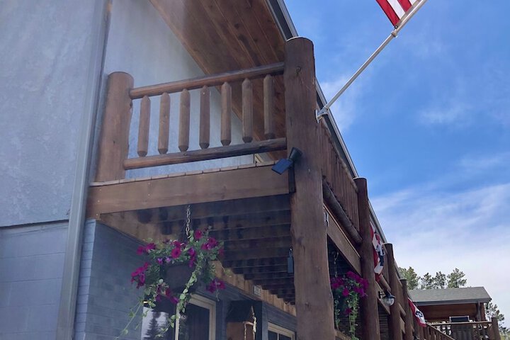 Mountain View Lodge & Cabins