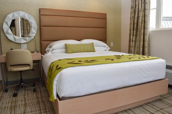 The Fredonia Hotel and Convention Center