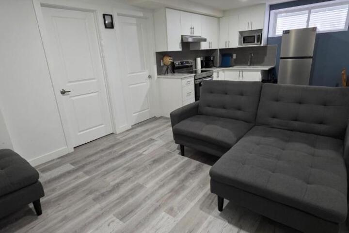 Entire guest basement suite in Cochrane AB