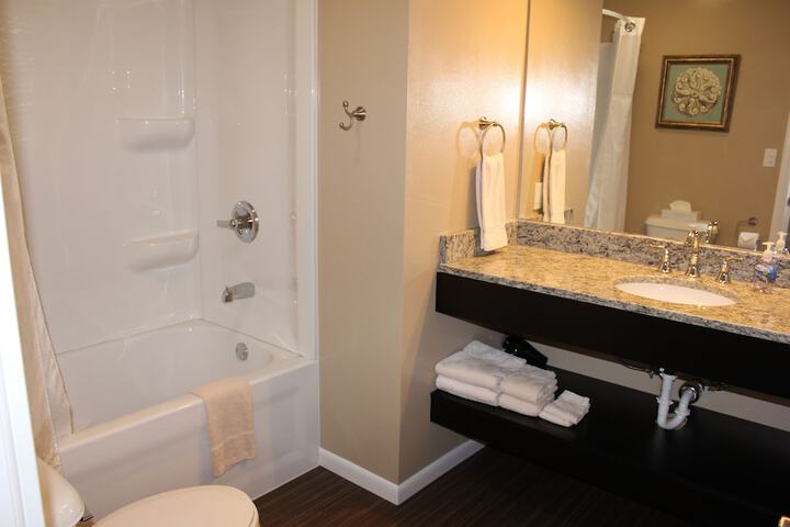 Room 7 of 37
