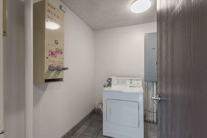 Room 22 of 23