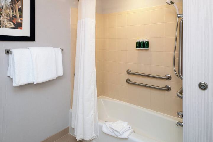 Courtyard by Marriott High Point