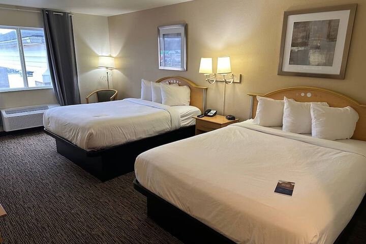 Baymont by Wyndham Lawrenceburg