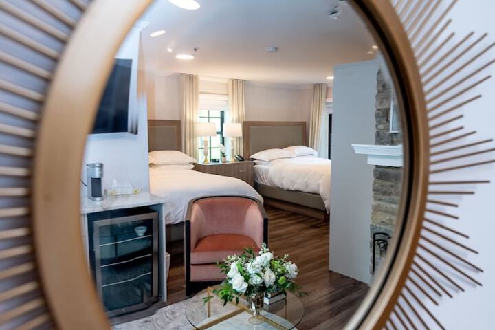 Room 16 of 48