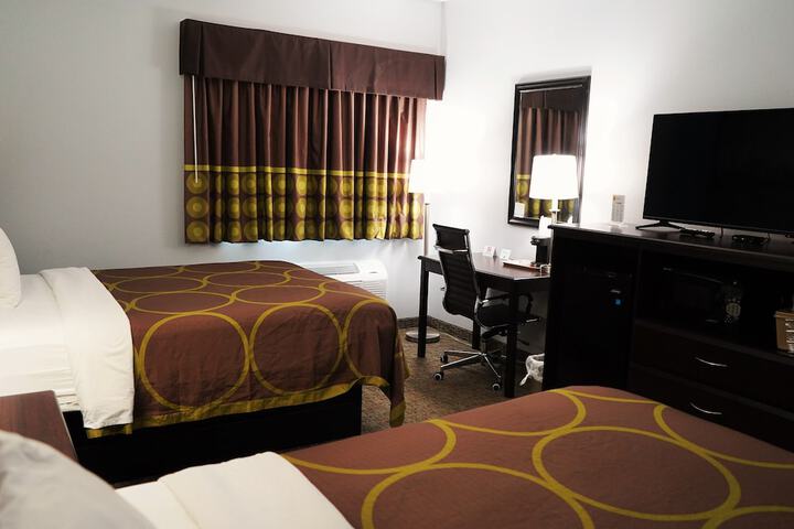 Room 16 of 49