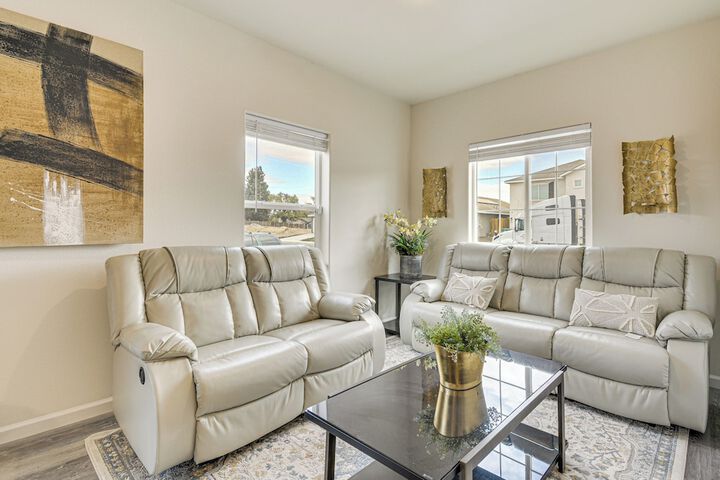 Chowchilla Home w / Private Patio!