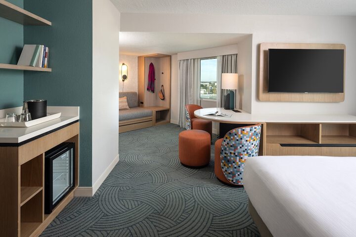 Room 44 of 82