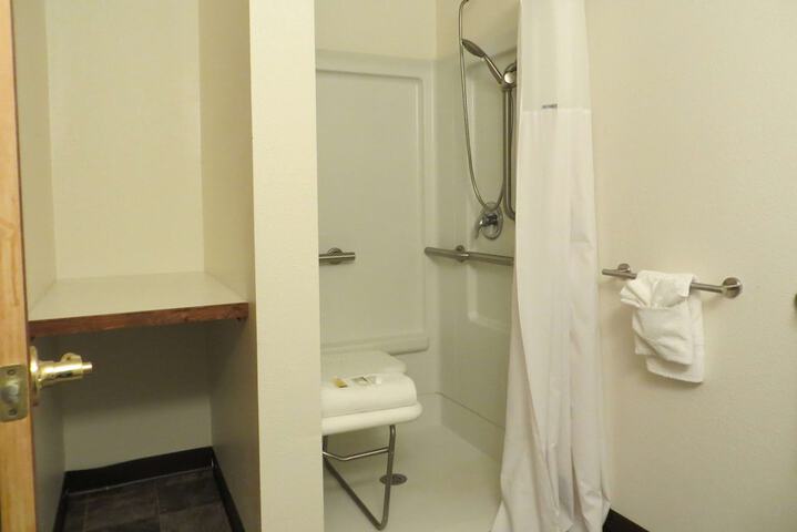 Room 29 of 60