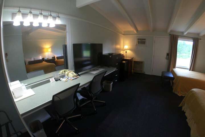 Room 48 of 57