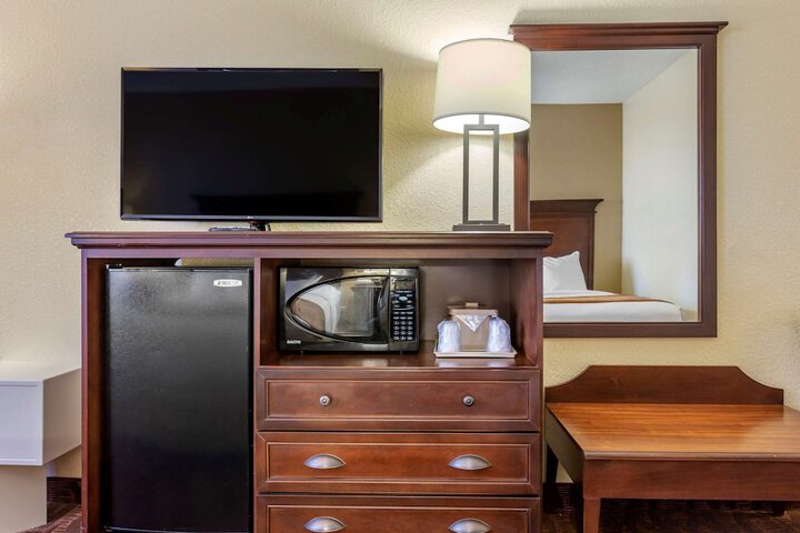 Room 27 of 57