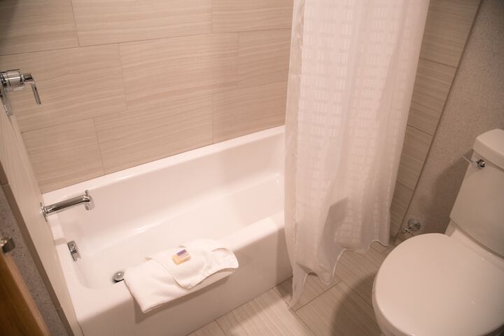 Room 75 of 95