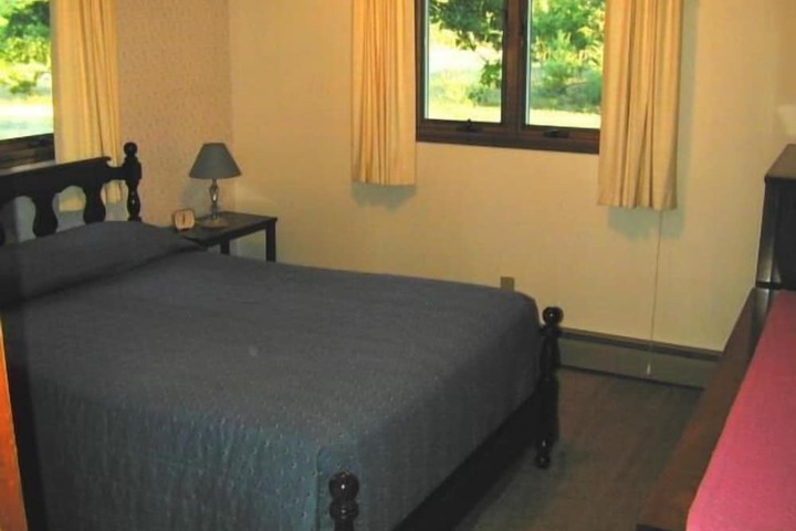 Room 42 of 95