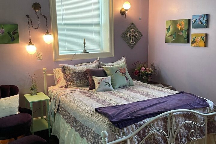 Room 44 of 49