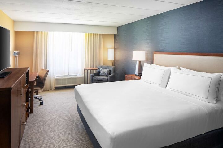 Room 10 of 31