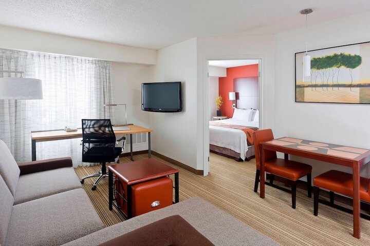 Room 11 of 22