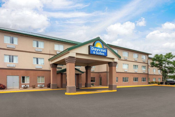 Hotel 3 of 55
