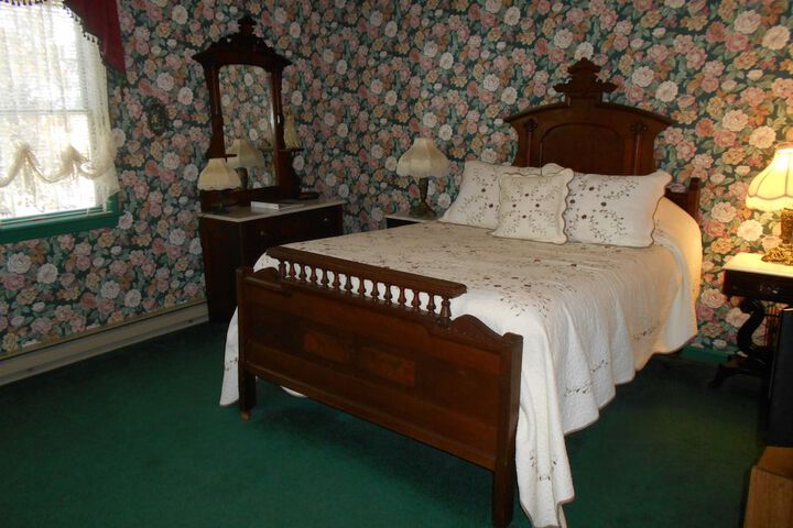 Room 43 of 58