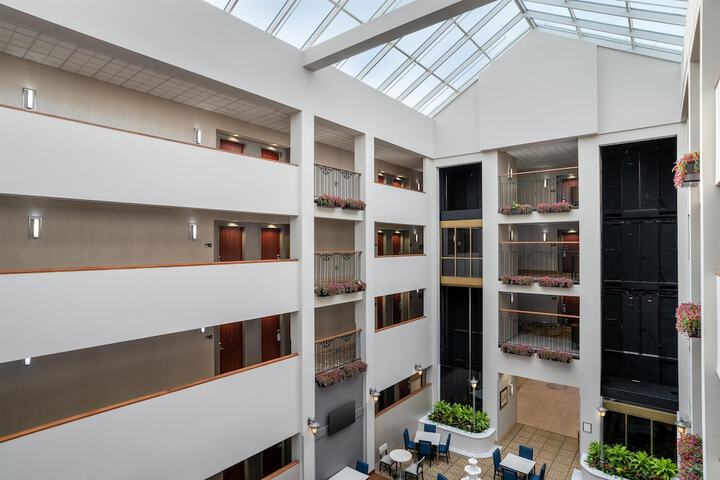 Hampton Inn & Suites Rockville Centre