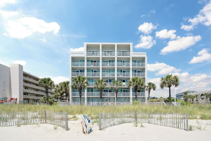 The Sandbar Hotel Trademark Collection by Wyndham