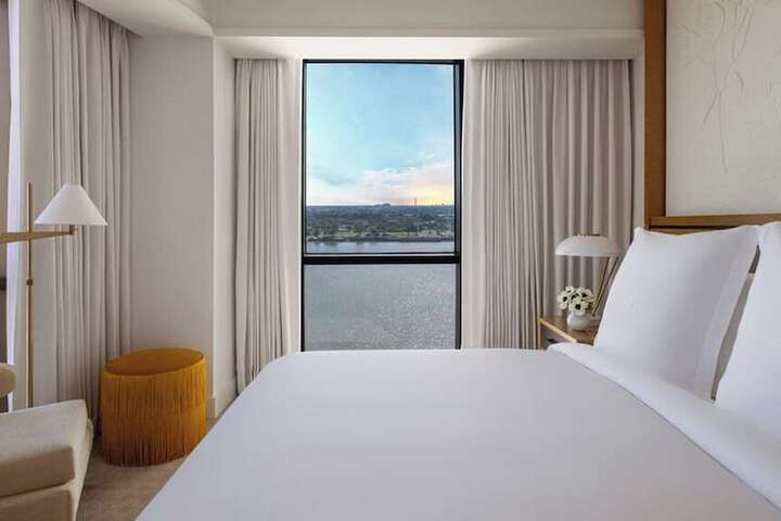 Four Seasons Hotel New Orleans