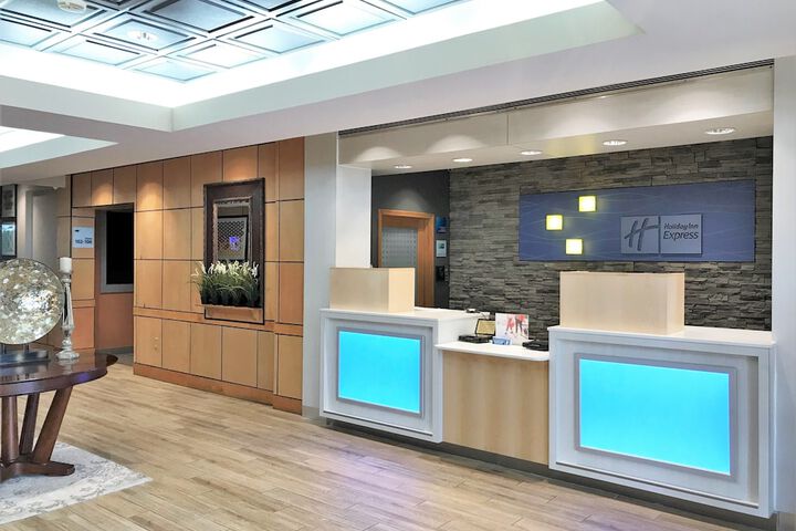 Holiday Inn Express Aberdeen by IHG